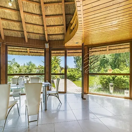 Nowa Dana Osrodek Wypoczynkowy Homestay Lebcz
