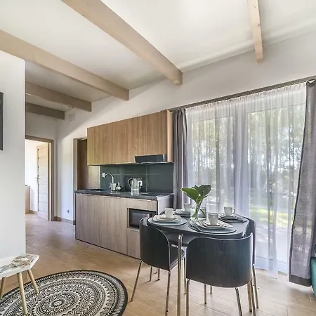 Homestay Nowa Dana Osrodek Wypoczynkowy *