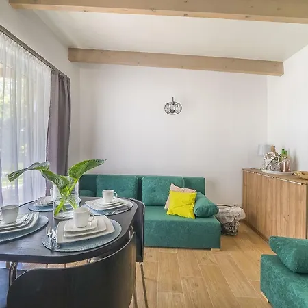 Nowa Dana - Domki Z Sauna, Balia, Jacuzzi Kolo Wladyslawowa *